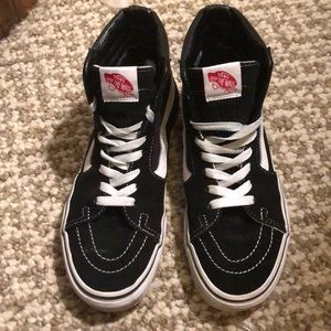 Like New Women’s Size 8 Black High Top Vans